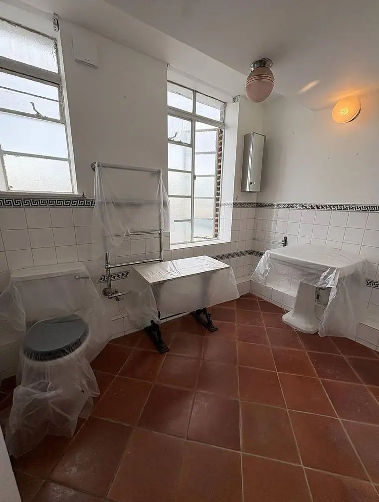 The bathroom during refurbishment